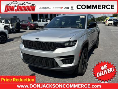 Used 2025 Jeep Grand Cherokee Altitude
