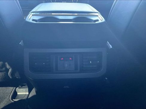 Used 2025 Ford F250 Lariat w/ Chrome Package AWD/4WD image 12