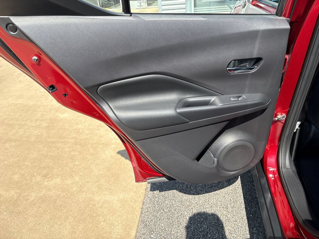 Certified 2020 Nissan Kicks SR w/ SR Premium Package FWD image 37