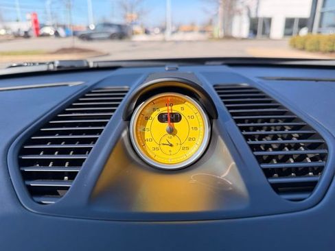 Used 2015 Porsche 911 Turbo S image 30