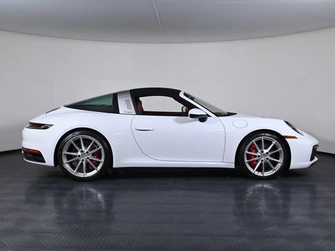 Used 2022 Porsche 911 Targa 4S AWD/4WD image 8