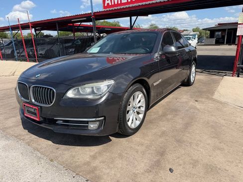 Used 2015 BMW 740i RWD image 1