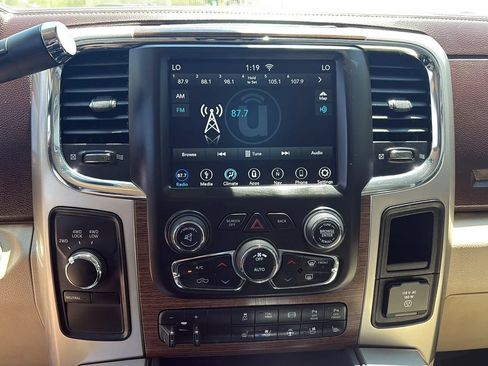 Used 2018 RAM 2500 Laramie AWD/4WD image 21