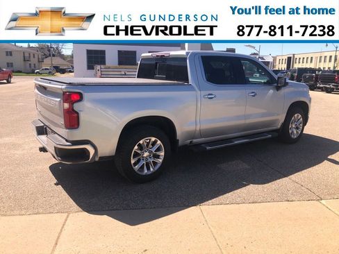 Used 2020 Chevrolet Silverado 1500 LTZ w/ LTZ Premium Package image 3