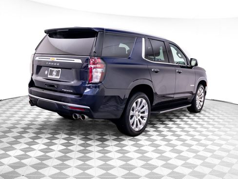 Used 2021 Chevrolet Tahoe Premier w/ Premium Package AWD/4WD image 5