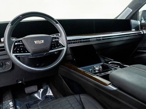 Used 2025 Cadillac Escalade Sport Platinum image 32