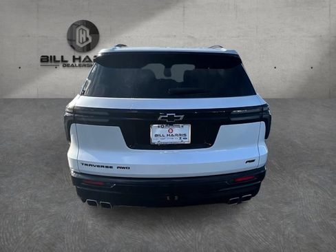 Used 2024 Chevrolet Traverse RS w/ LPO, Floor Liner Package AWD/4WD image 7