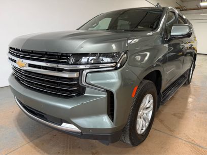 Used 2024 Chevrolet Suburban LT w/ Luxury Package