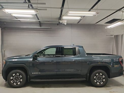 New 2026 GMC Sierra EV Elevation image 14