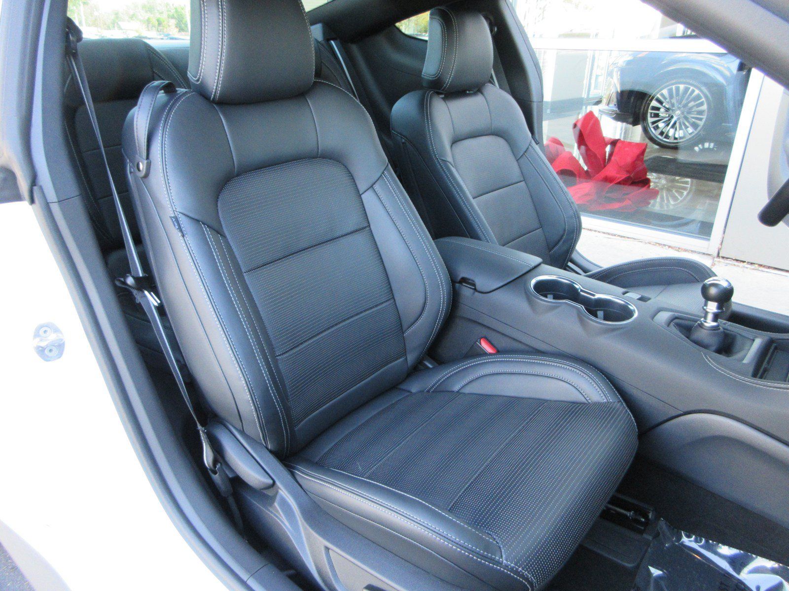 Used 2025 Ford Mustang GT Premium RWD image 22