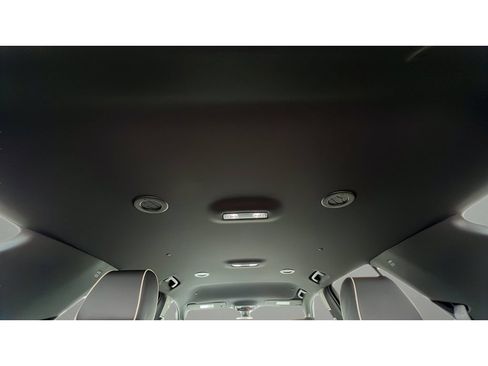 Certified 2023 Chevrolet Traverse Premier w/ LPO, Floor Liner Package AWD/4WD image 29