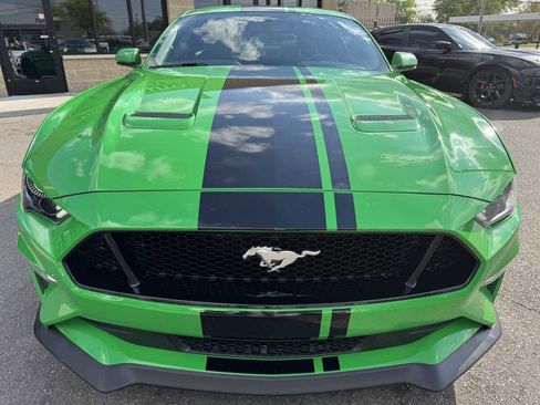 Used 2019 Ford Mustang GT w/ GT Performance Package RWD image 2