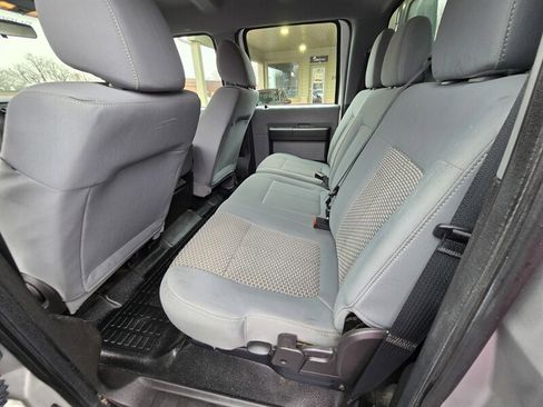 Used 2016 Ford F250 XL w/ Power Equipment Group image 24