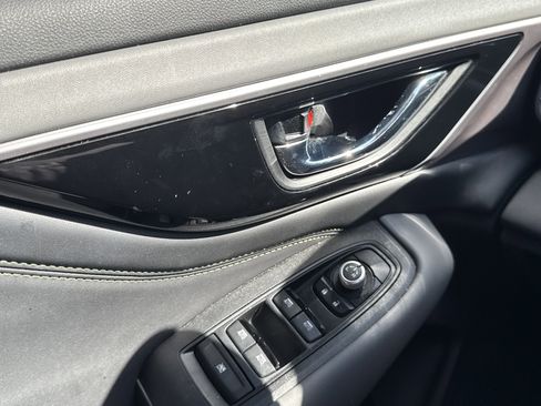 Certified 2025 Subaru Outback Onyx Edition image 22