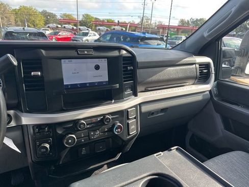 Used 2025 Ford F250 XLT image 16