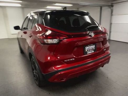 Used 2023 Nissan Kicks SV FWD image 7