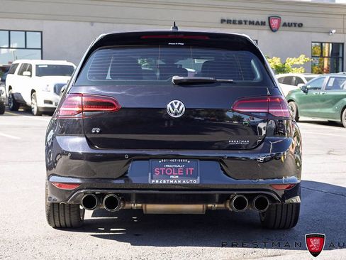 Used 2017 Volkswagen Golf R 4-Door AWD/4WD image 16