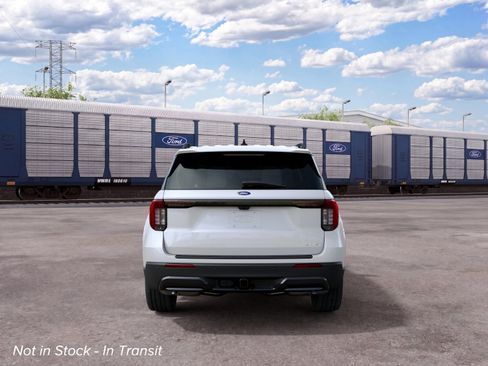 New 2027 Ford Explorer ST-Line AWD/4WD image 7