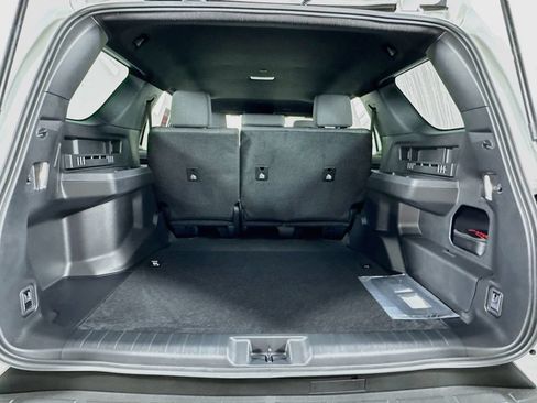 Used 2025 Toyota 4Runner SR5 RWD image 26