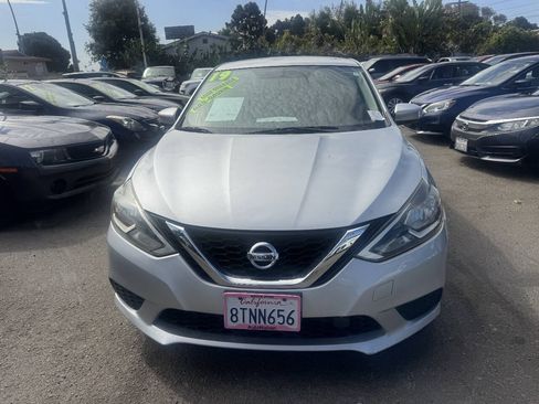 Used 2019 Nissan Sentra S FWD image 3