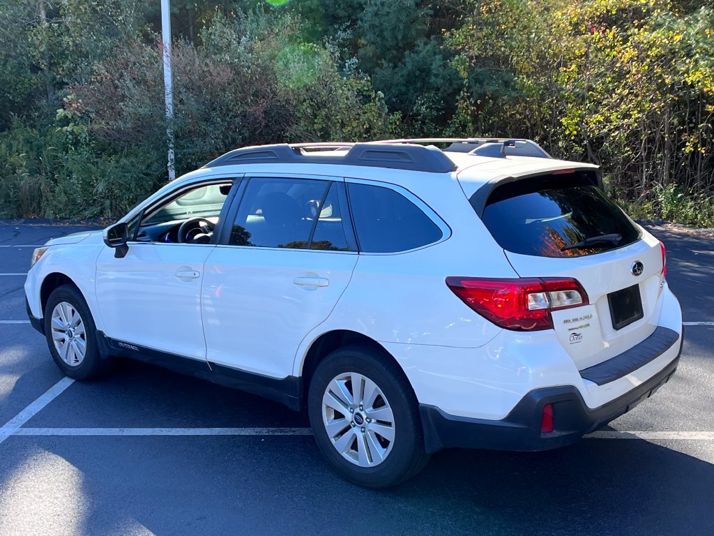 Used 2019 Subaru Outback 2.5i Premium AWD/4WD image 35