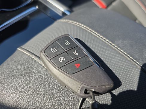 Used 2024 Chevrolet Traverse RS w/ LPO, Floor Liner Package image 36