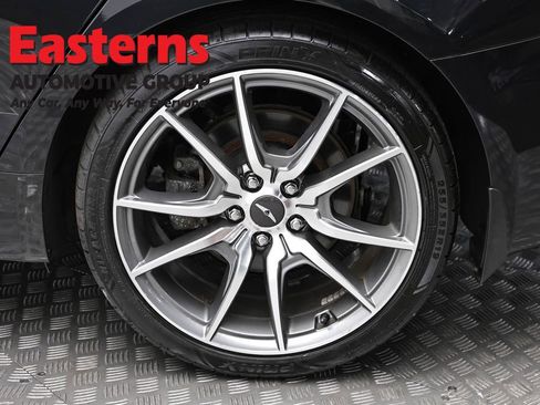 Used 2023 Genesis G70 2.0T AWD/4WD image 8