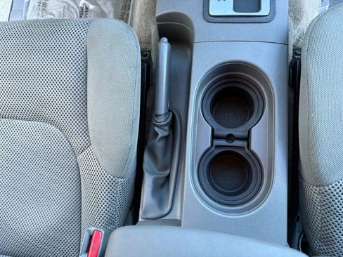 Used 2016 Nissan Frontier SV image 22