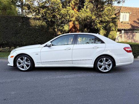Used 2012 Mercedes-Benz E 350 Sedan image 4
