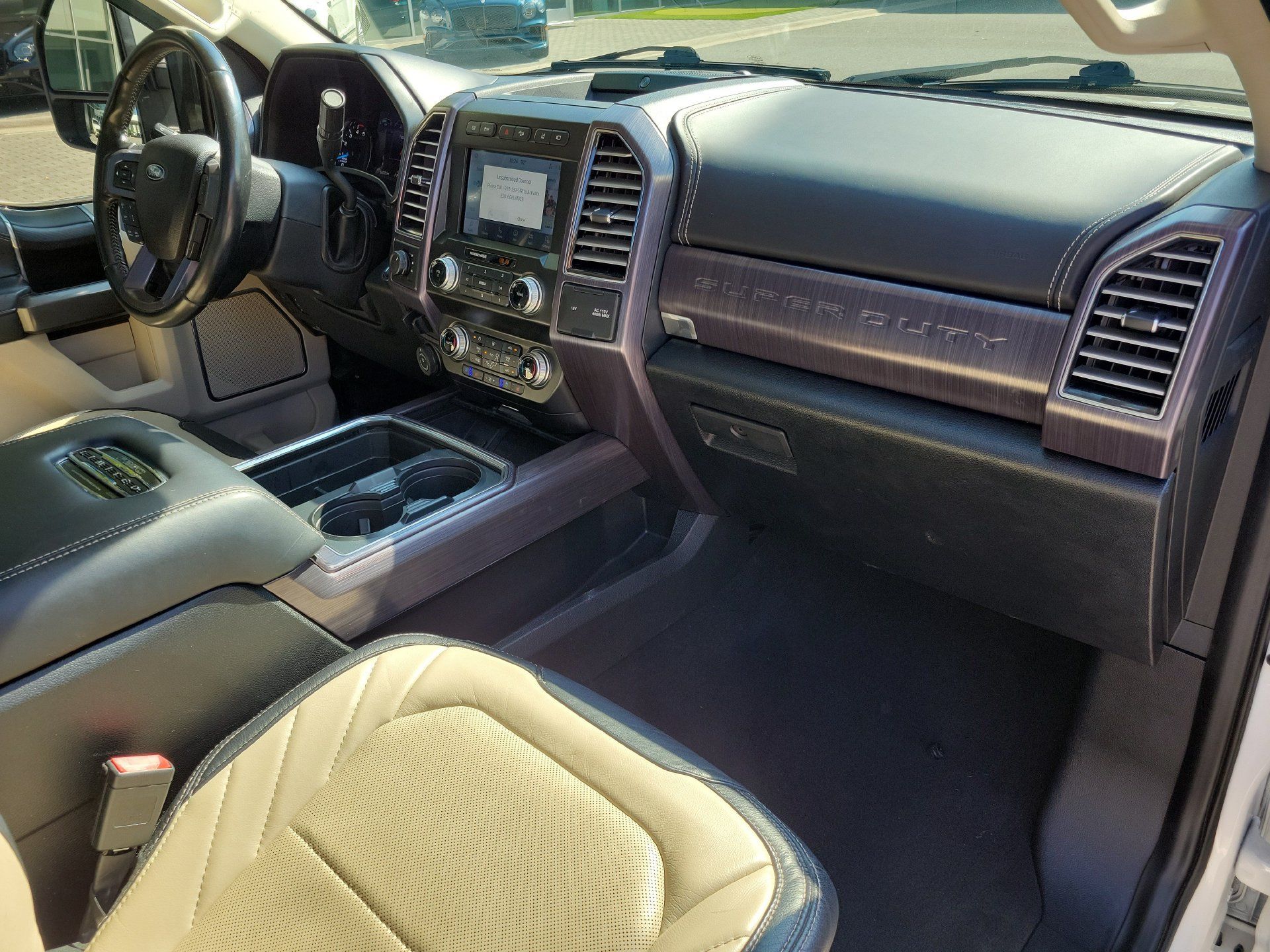 Used 2021 Ford F250 Limited AWD/4WD image 3