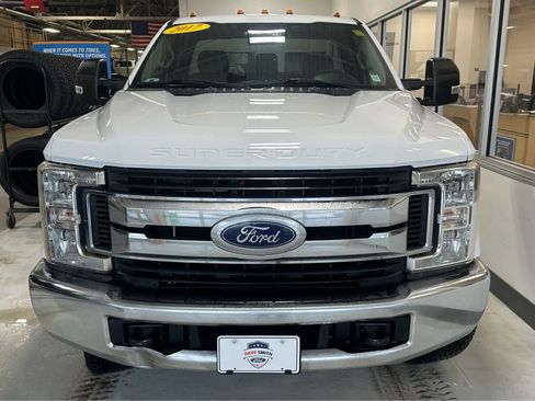 Certified 2017 Ford F250 XL w/ STX Appearance Package image 2