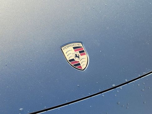 New 2025 Porsche Macan Electric RWD image 35