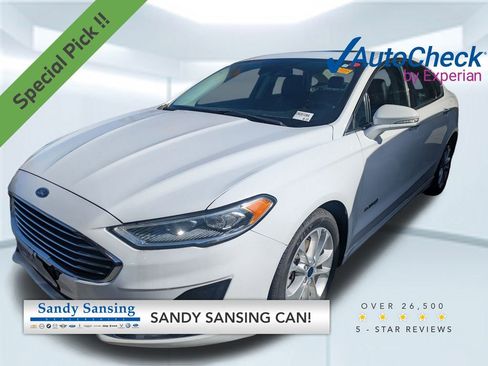 Used 2019 Ford Fusion SEL image 1