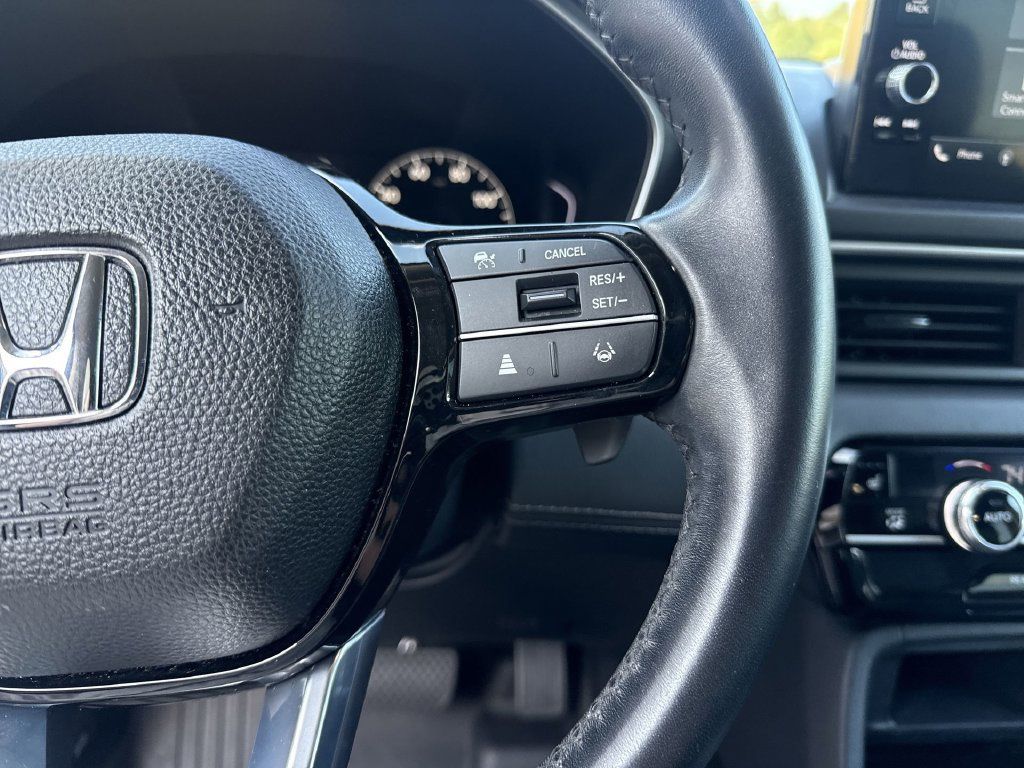 Used 2023 Honda Pilot EX-L image 16
