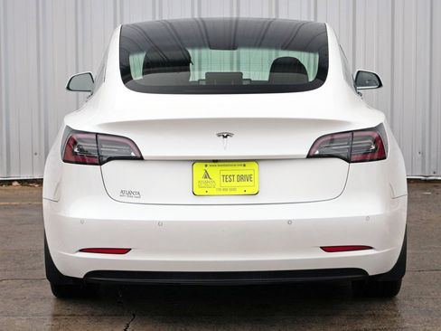 Used 2019 Tesla Model 3 Standard Range Plus image 50