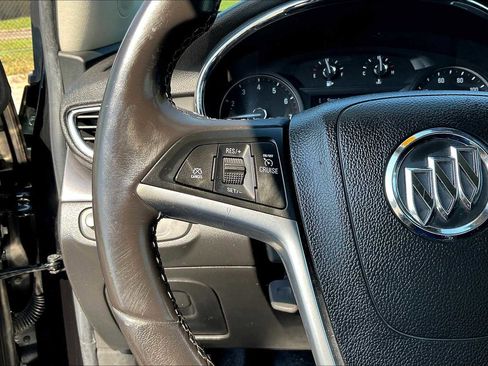 Used 2020 Buick Encore Preferred image 22