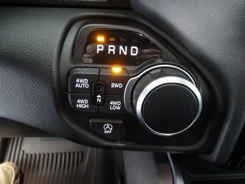 Certified 2025 RAM 1500 Big Horn image 11