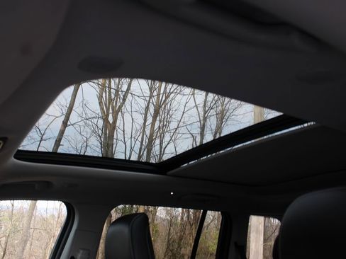 Used 2022 Jeep Grand Cherokee Limited image 18