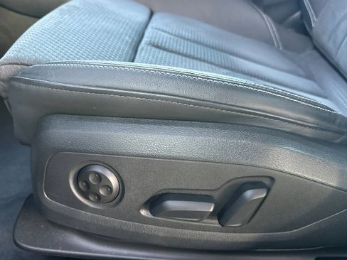 Used 2022 Audi A4 2.0T Premium Plus w/ Premium Plus Package image 15