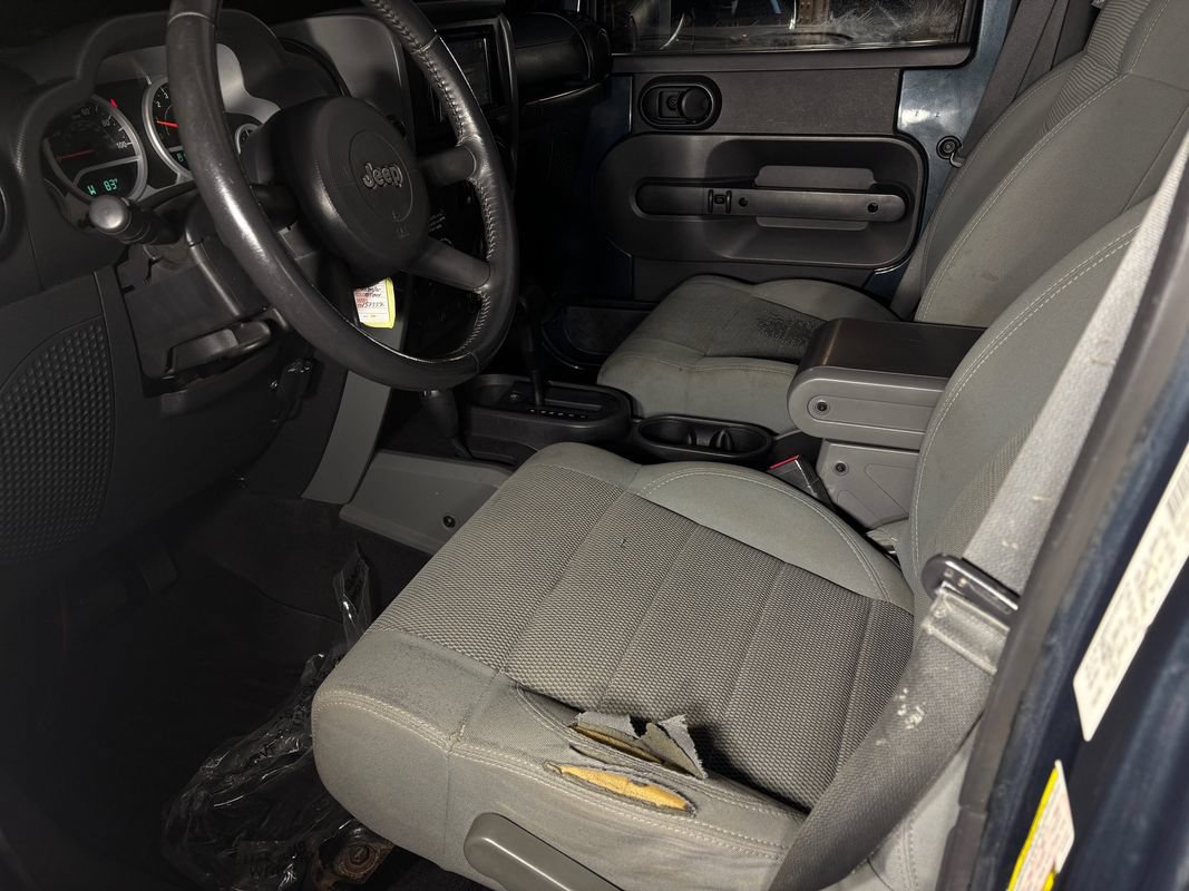 Used 2007 Jeep Wrangler Unlimited Sahara AWD/4WD image 11