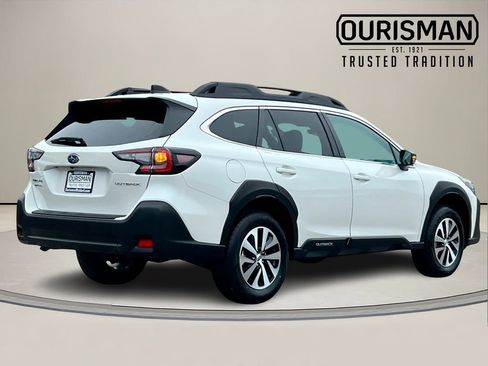 Certified 2025 Subaru Outback Premium image 5