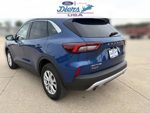 Certified 2023 Ford Escape Active AWD/4WD image 3