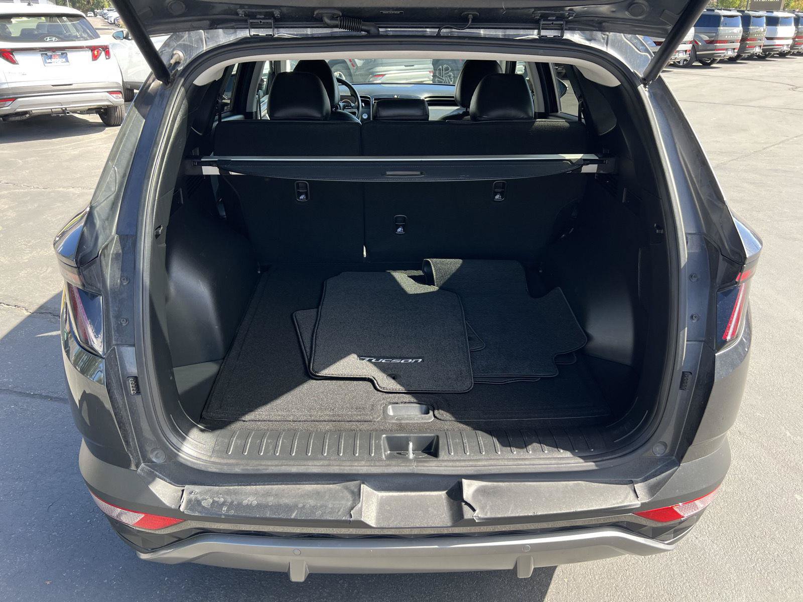 Certified 2023 Hyundai Tucson Limited w/ Cargo Package AWD/4WD image 9