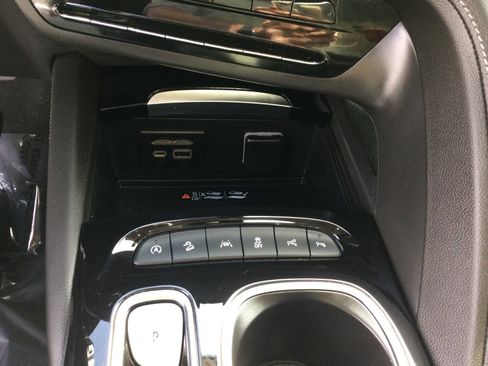 Used 2023 Buick Envision Avenir image 15