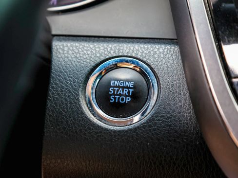 Used 2023 Toyota Camry SE w/ Convenience Package FWD image 13