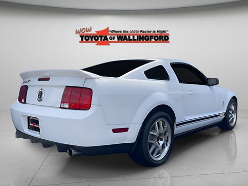Used 2009 Ford Mustang Shelby GT500 RWD image 4