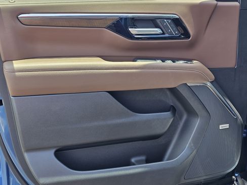 New 2026 Chevrolet Tahoe High Country AWD/4WD image 24