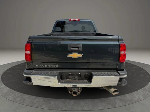 Used 2019 Chevrolet Silverado 2500 W/T w/ WT Convenience Package AWD/4WD image 6