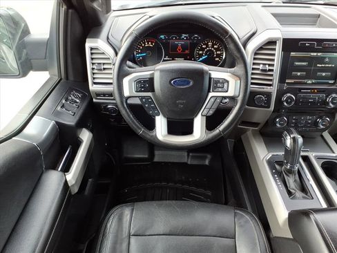 Used 2015 Ford F150 Lariat image 6