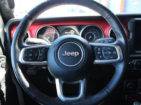 Used 2020 Jeep Gladiator Rubicon image 17